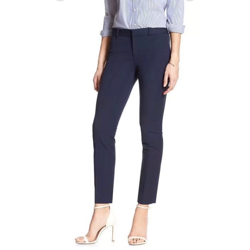 EUC Banana Republic Factory Navy Sloan Slacks. Size 4.